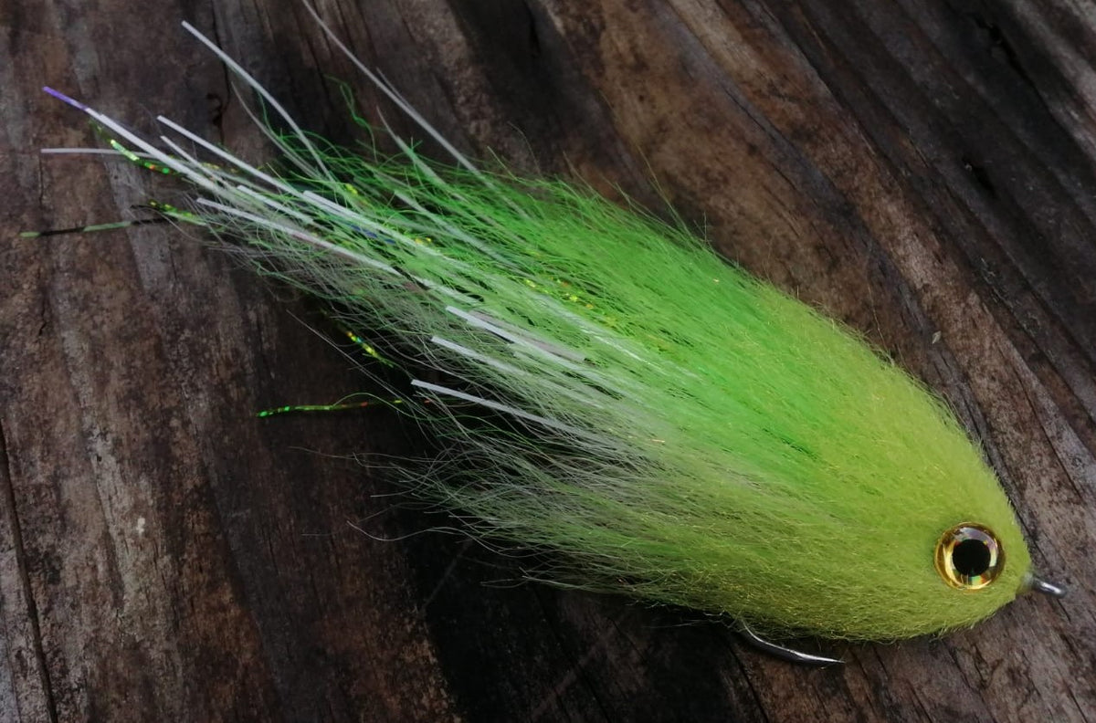 Chartreuse/White 6 inch peacock bass streamer fly